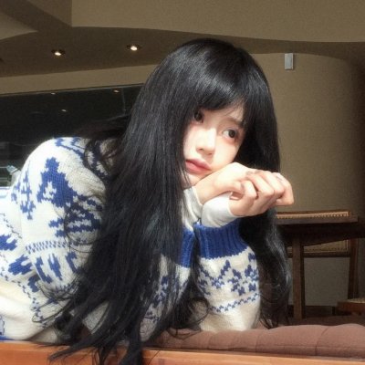 某处,某人